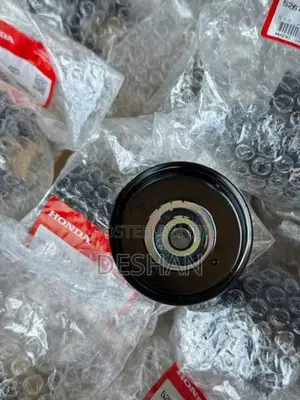 Honda vezel rear shocks mount genuine