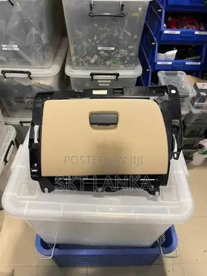 BMW X1 2012 Dashboard Glove Box Beige