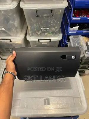 Genuine Mercedes C180 W204 2012 dash glove box black