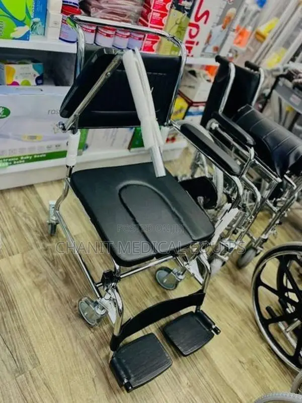 Commode Chair