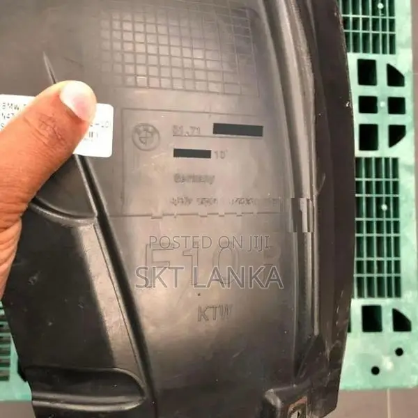 BMW 5 Series 520d 2013 wheel arch mud liner