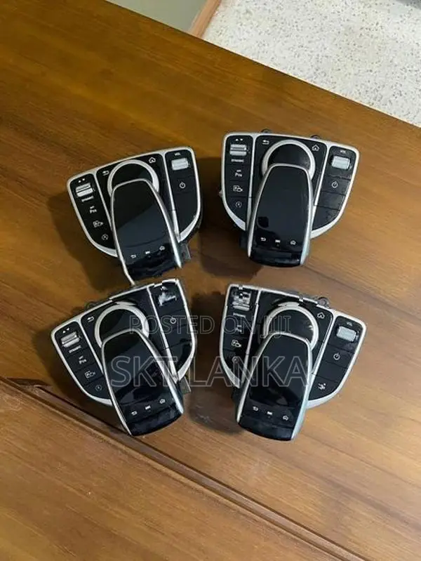 Genuine Mercedes C200 C180 2020 I-Drive Touchpad Control