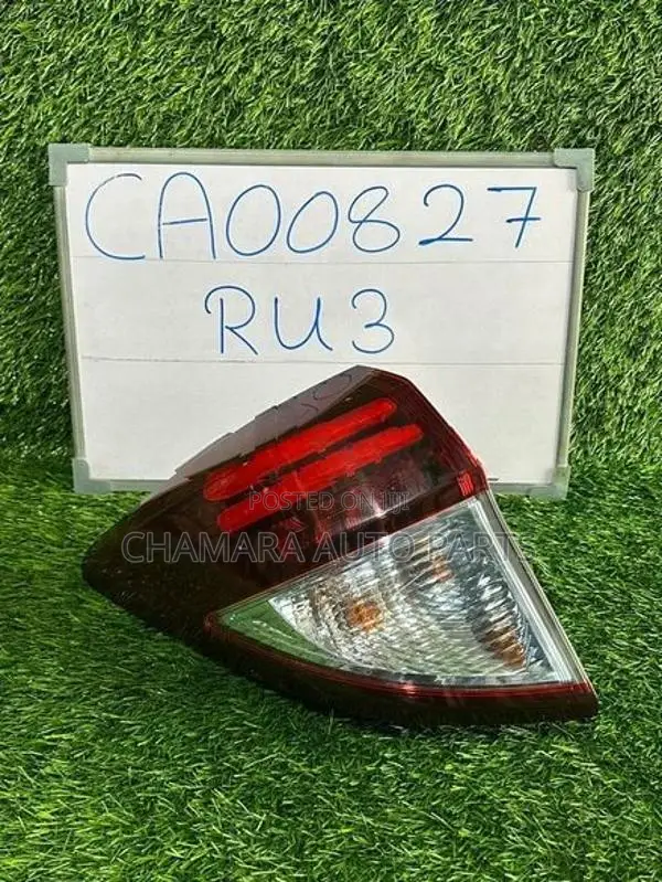 Honda Vezel (RU3) Tail Light