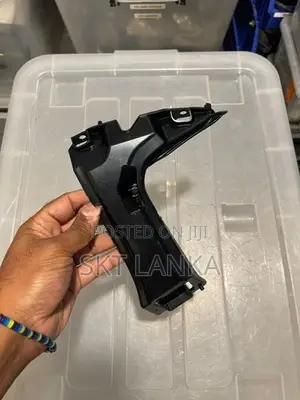 Genuine BMW 520d 2014 Fender Bracket F10