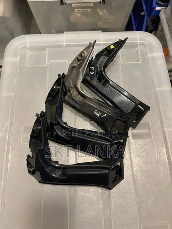 Genuine BMW 520d 2014 Fender Bracket F10