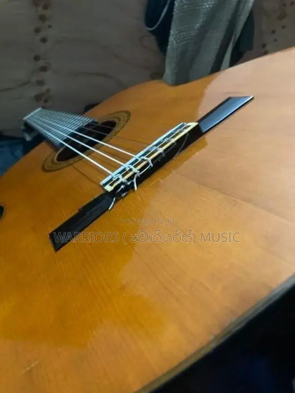 Yamaha C - 150 Made in Japan Classic Box Guitar