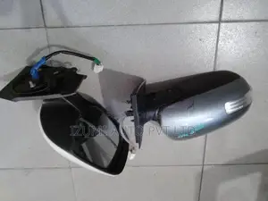 Toyota Vitz KSP90 Winker Mirror Set