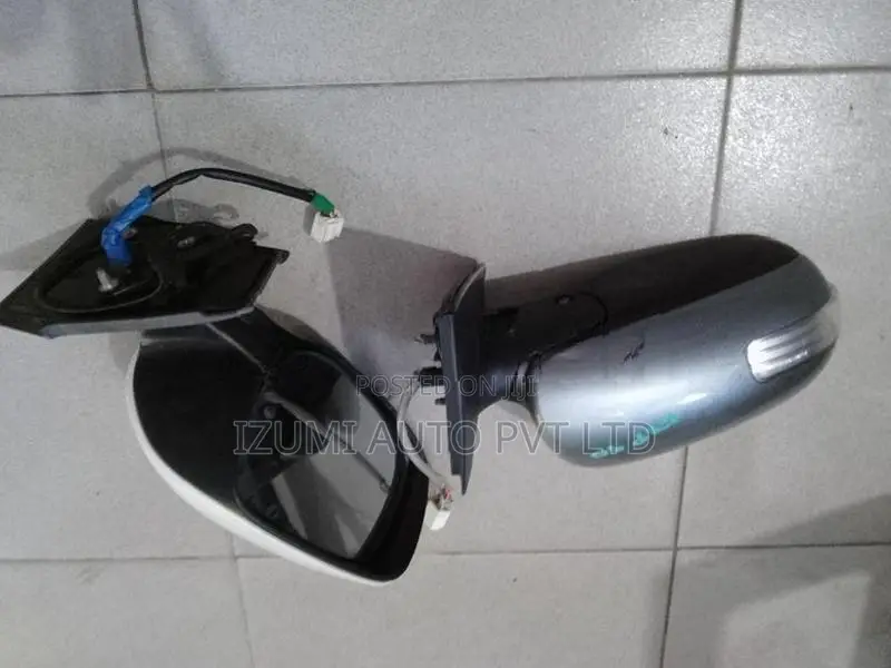 Toyota Vitz KSP90 Winker Mirror Set