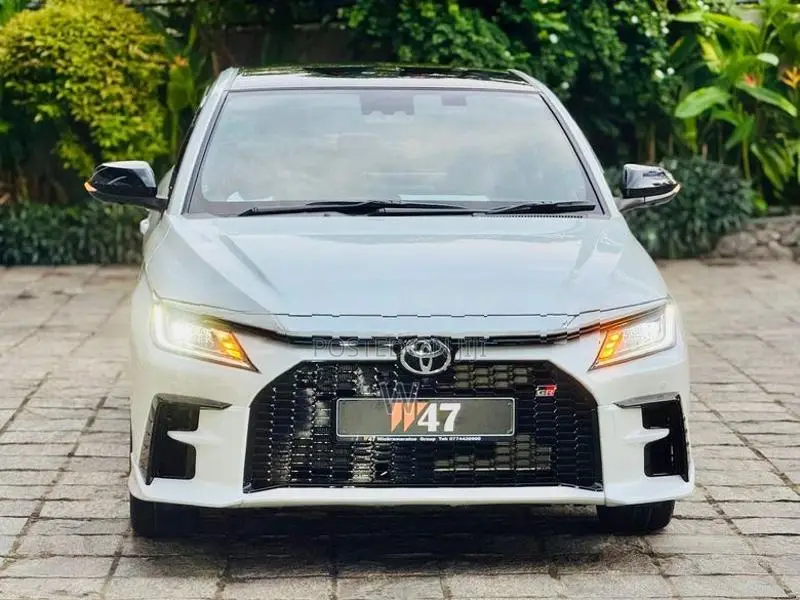 Toyota Yaris Ativ GR Sport 1.5 B/New 2025