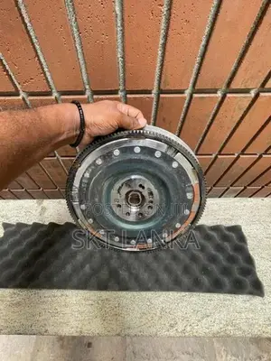 Genuine Brand New E Class E300 Bluetech Hybrid Clutch Flywheel