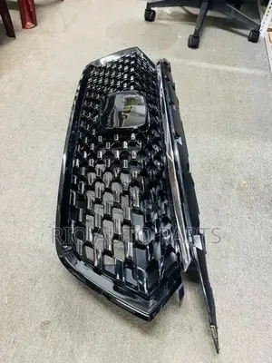 Honda Vezel Grill