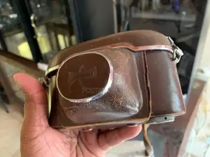 Antique Working Reel Camera