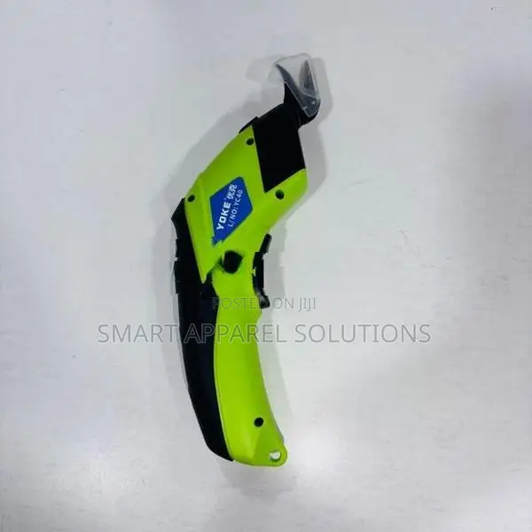 Rechargable Electric Scissor Safety Lock To Prevent Unwanted Cuts