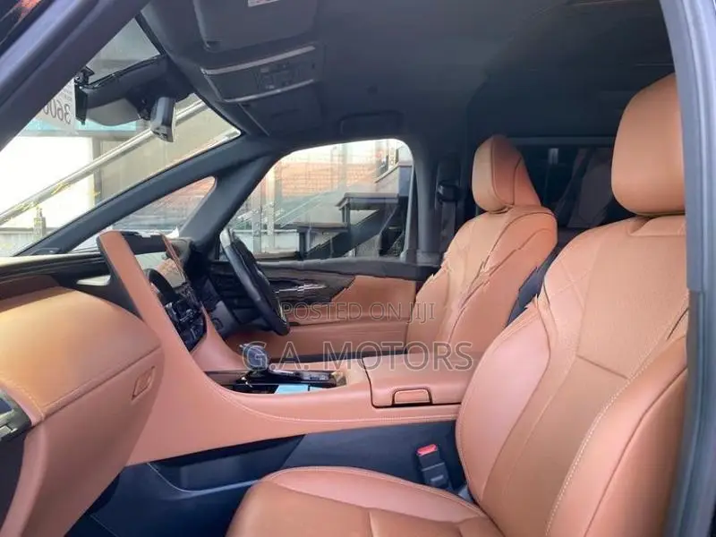 Toyota Vellfire Executive Lounge 2024