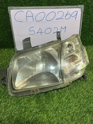 Toyota Townace (S402) Head Light