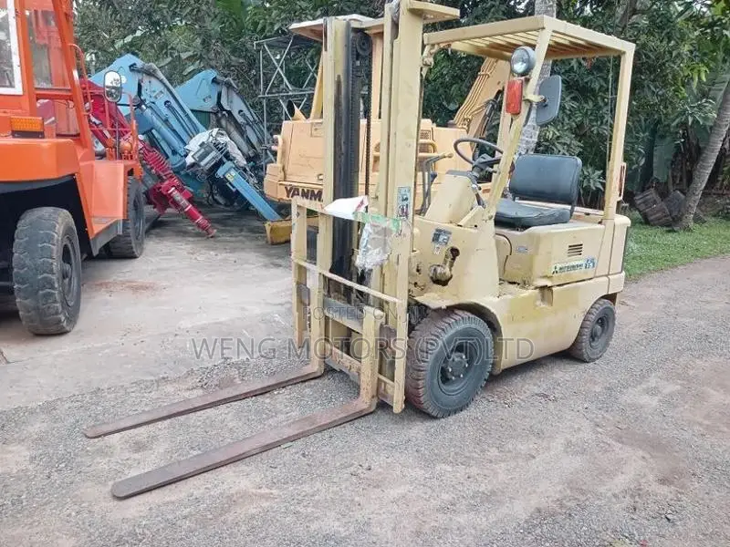 MITSUBISHI 1.5TON GASOLINE FORK LIFT