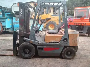 TCM GASOLINE 2.5TON FORKLIFT