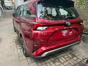 Toyota Veloz Premium Luxury 2025