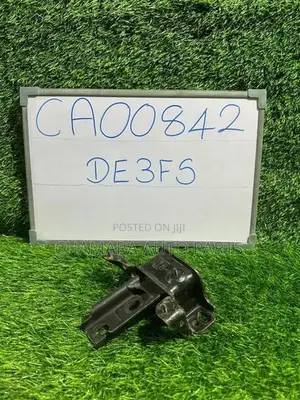 Mazda Demio (DE3FS) Gear Box Mount