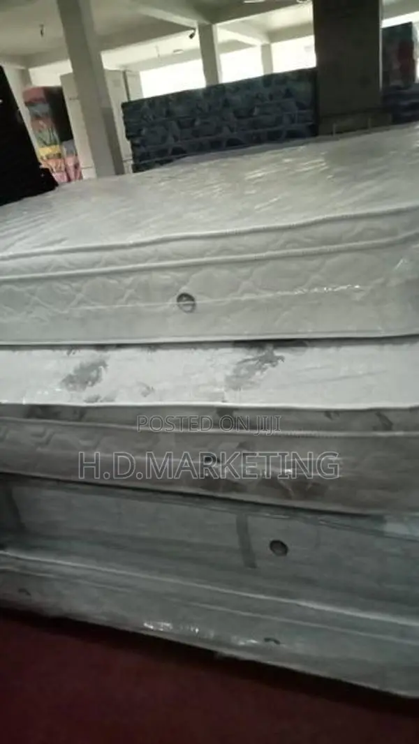 72*72*10" Arpico Pillow Top Spring Mattress