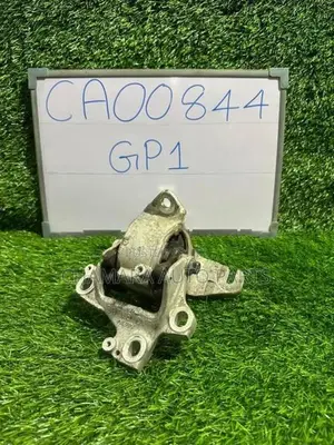 Honda Fit (GP1) Gear Box Mount