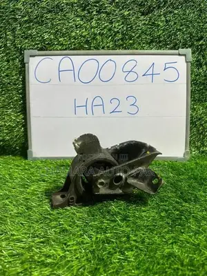 Suzuki Alto (HA23S) Gear Box Mount