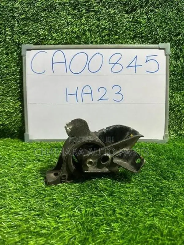 Suzuki Alto (HA23S) Gear Box Mount
