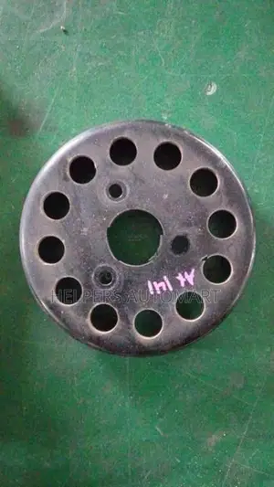 Toyota Axio 141 water pump puli