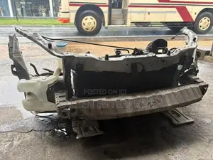 Honda Insight Nose Cut Panel