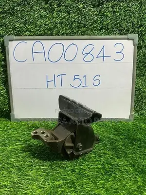 Suzuki Swift (HT51S/2004) Gear Box Mount