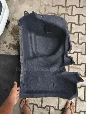 AXIO QUATER PANEL UPPOSTINE
