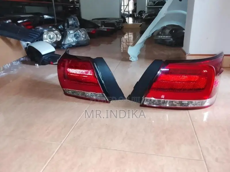 Toyota Premio Tail Light