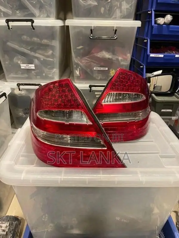Genuine Mercedes E Class E200 E220 Pre Facelift W211 rear LED Lights
