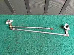 Nissan Bluebird U14 Wiper Linkage