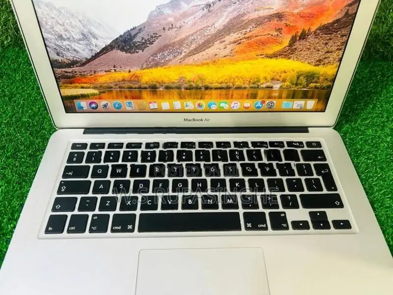 Macbook Air Core i5 (2014)Laptop