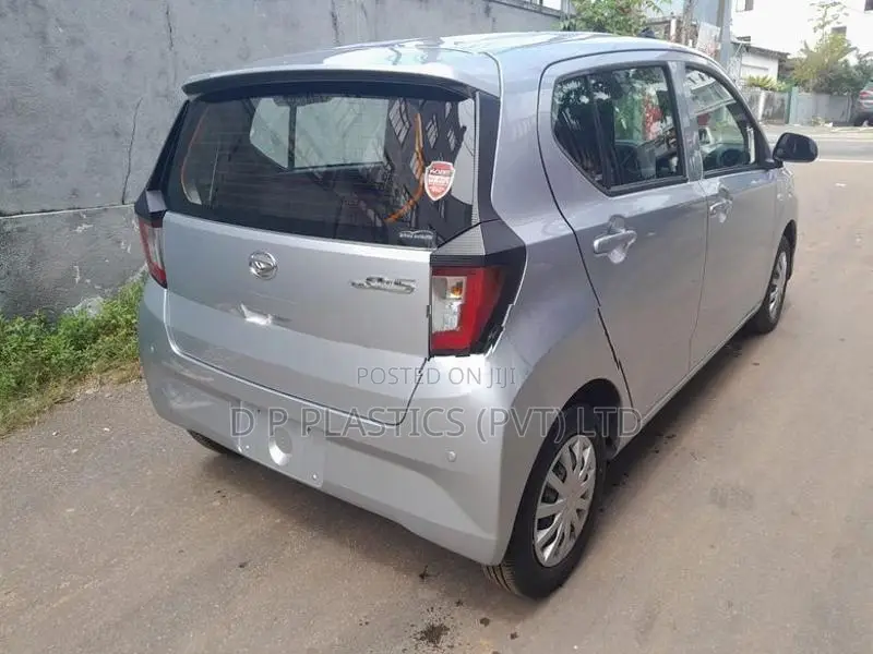 Daihatsu Mira X 2024