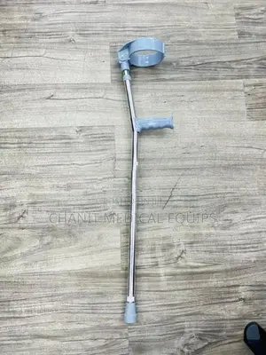 Elbow Crutches Close Type