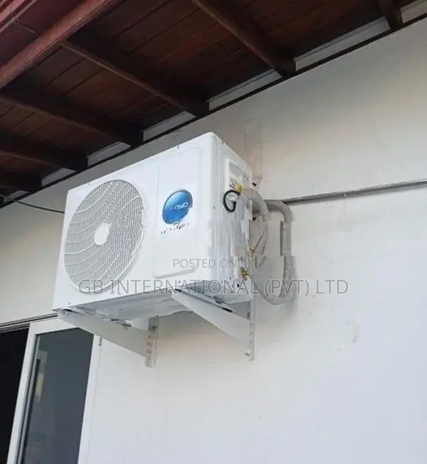 12000 Btu Non Inverter Lloyd Auto Clean Function