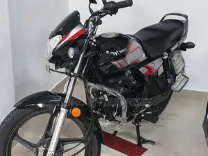 Hero HF Deluxe 2025