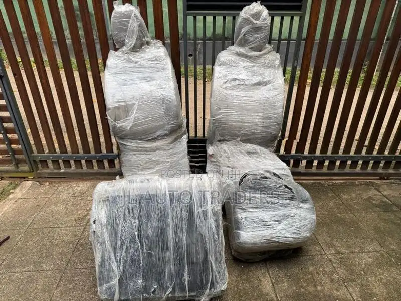 Honda Fit GP5 Seat Set