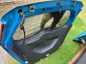Honda Fit Gp5 Dicky Door Complete