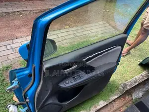 Honda Fit GP5 Doors