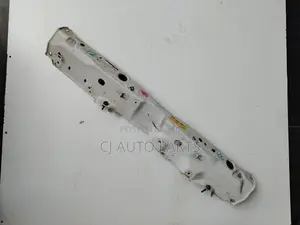 Toyota Ist NCP60 Bonnet Lock Panel