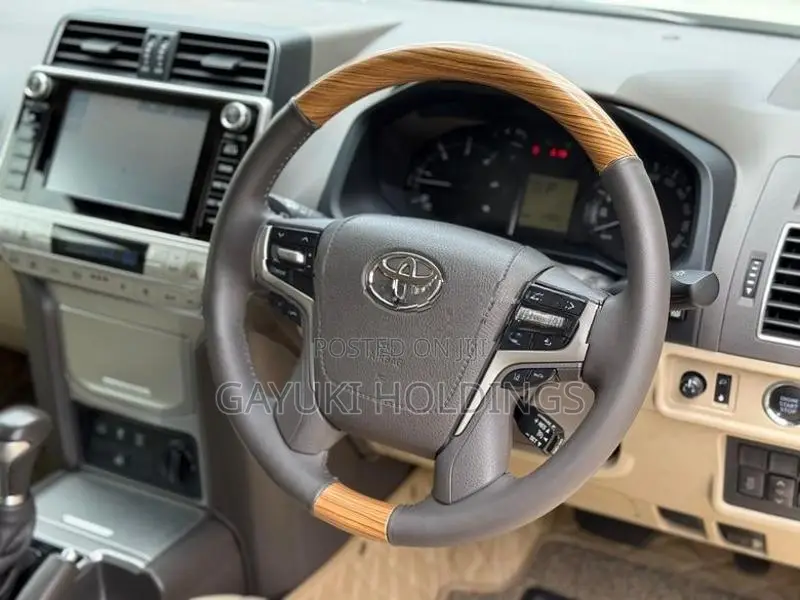 Toyota Land Cruiser Prado Highest Spec 2019