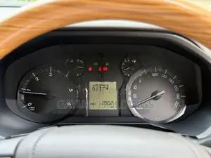 Toyota Land Cruiser Prado Highest Spec 2019