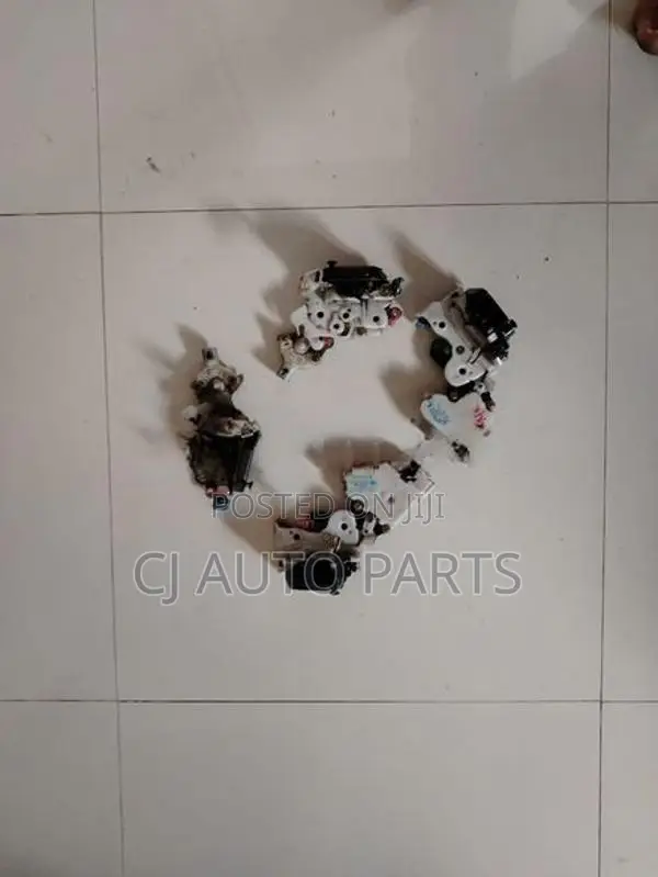 Nissan Sunny FB15 Center Lock Motor Set