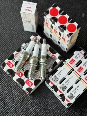 Daihutsu hijet s321v spark plugs genuine