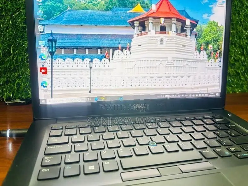 Dell i7 8th GEN Touch Laptop