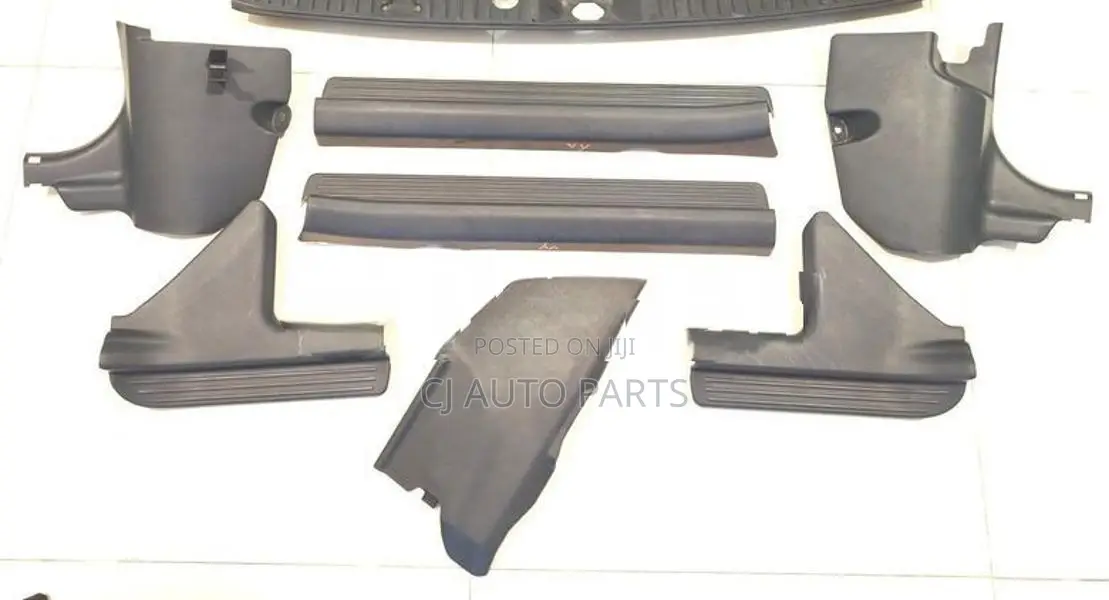 Nissan AD Wagon Y11 Foot Step Set