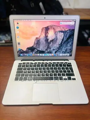 Macbook Air Core i5 (2014)Laptop